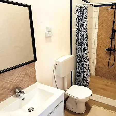 Anchor House Hostel Albufeira