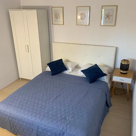 Anchor House Hostel