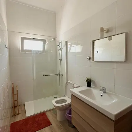 Hostel Anchor House *